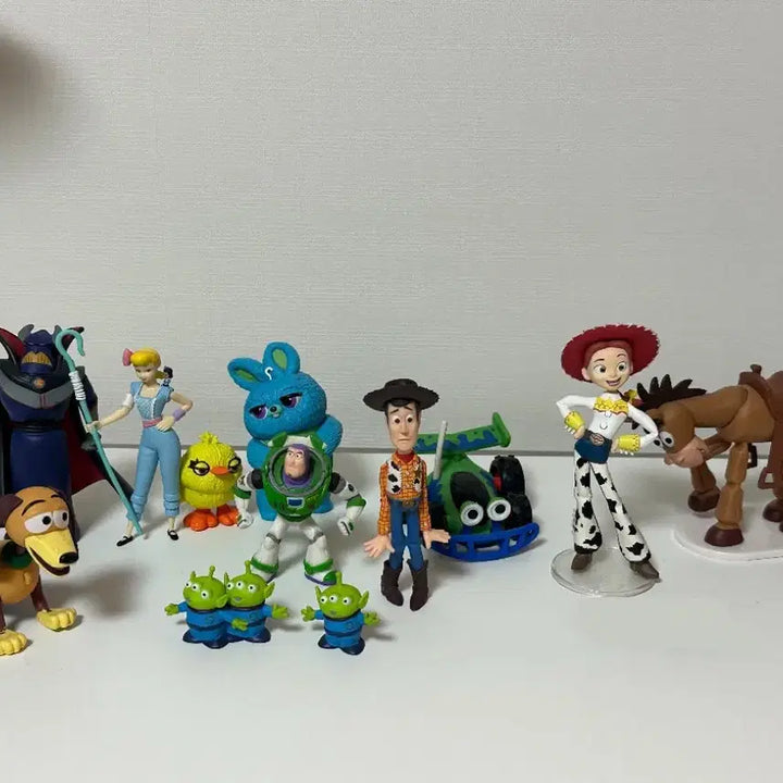 [BUNJANG] Toy Story Miniature Vintage Figure Gacha Set / 토이스토리 미니어쳐 고전 피규어 가챠