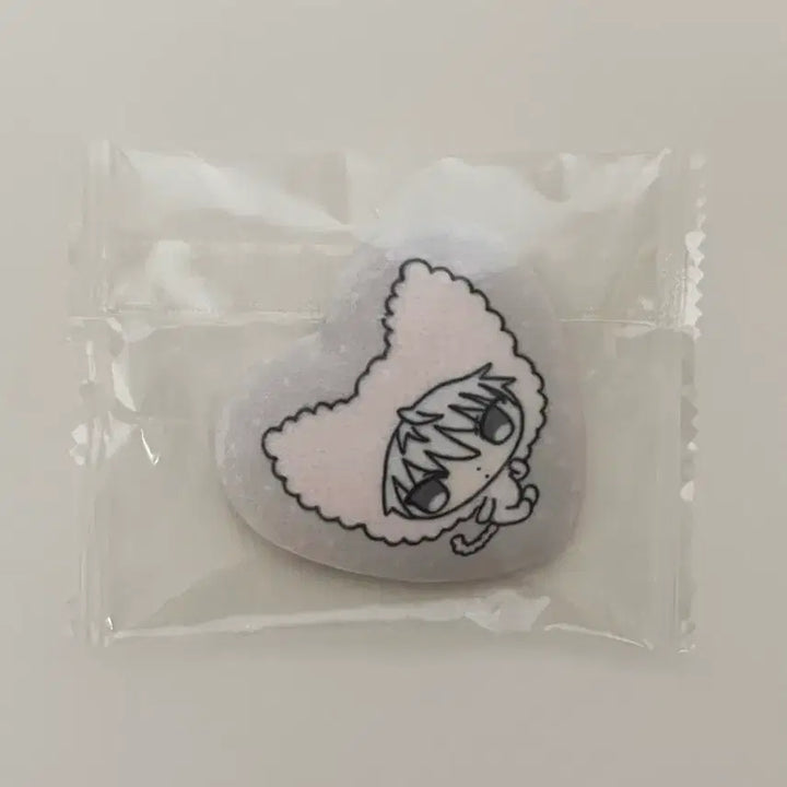 [BUNJANG] Hunter x Hunter Killua Velvet Pin Button / 젯젯님 헌터x헌터 키르아 벨벳 핀버튼