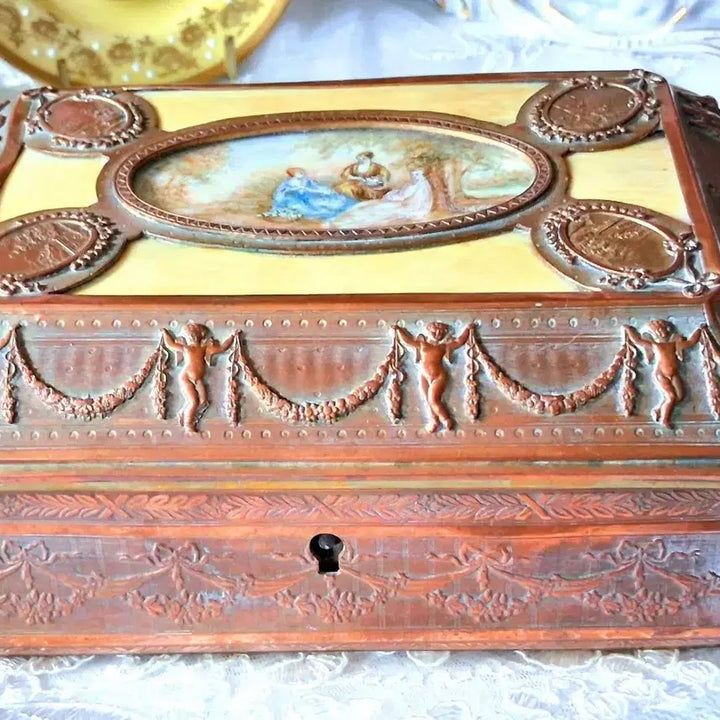 [BUNJANG] French Antique Bronze Trinket Box with Cherub Relief / 프랑스 앤틱 브론즈 트랭켓