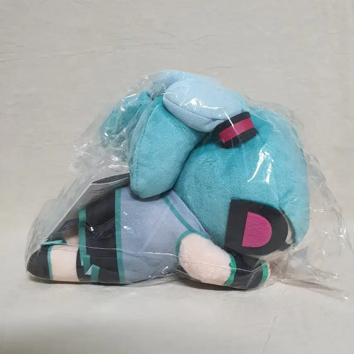 [BUNJANG] SEGA Hatsune Miku Cinnamoroll Collaboration Plush Doll Nesoberi / 세가 하츠네 미쿠 시나모롤 콜라보 누이 인형 네소베리