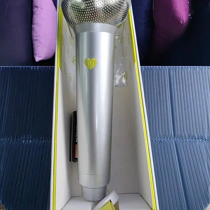 [BUNJANG] IU 1st Fanclub Silver Ice Stick / 아이유 1기 실버 응원봉 아이크