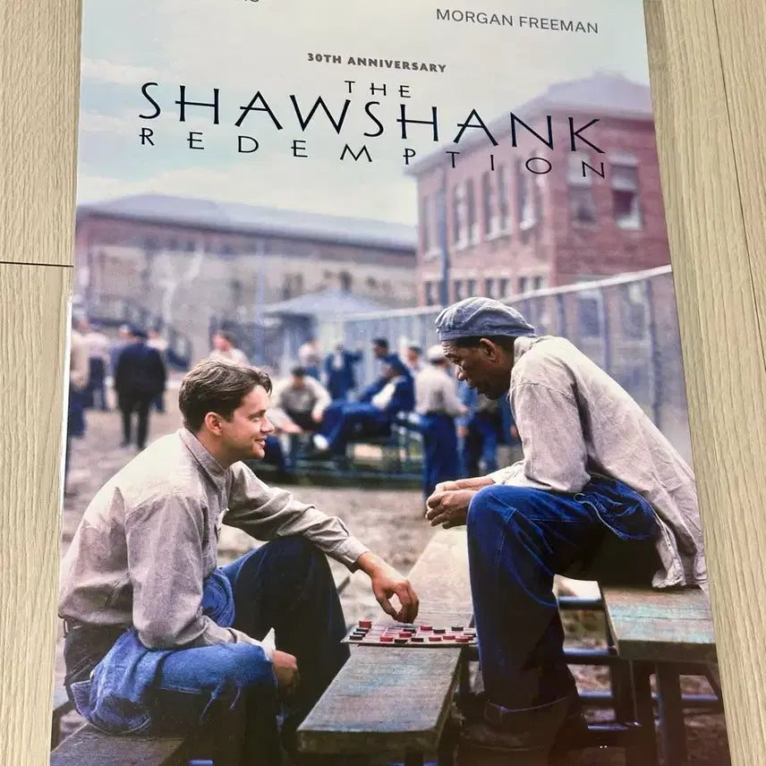 [BUNJANG] The Shawshank Redemption Morgan Freeman Special Original Release Poster (A3) / [초희귀한정판]영화 모건프리먼 쇼생크탈출 원개봉 스페셜 포스터(A3)