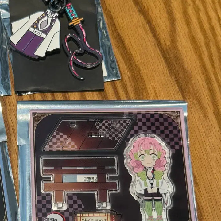 [BUNJANG] Demon Slayer Mitsuri Kanroji Acrylic Costume Sun Wukong Sword Keychain / 귀멸의칼날 팝업 미츠리 아크릴 코스튬 일륜도 키링