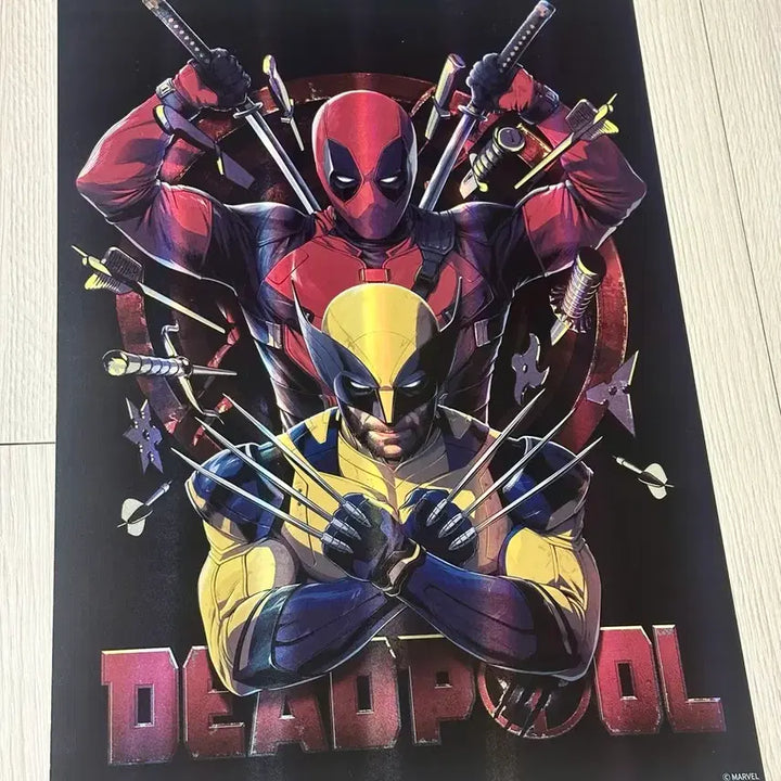 [BUNJANG] Marvel Deadpool Wolverine Hologram Poster (A3) / [초희귀한정판]영화 마블 데드풀 울버린 홀로그램 포스터(A3)