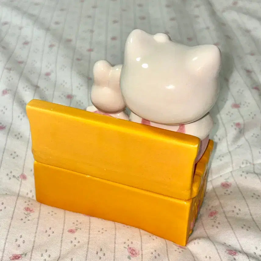[BUNJANG] 2005 Hello Kitty Ceramic Coin Bank / 고전 2005 헬로키티 캐시보관함 저금통