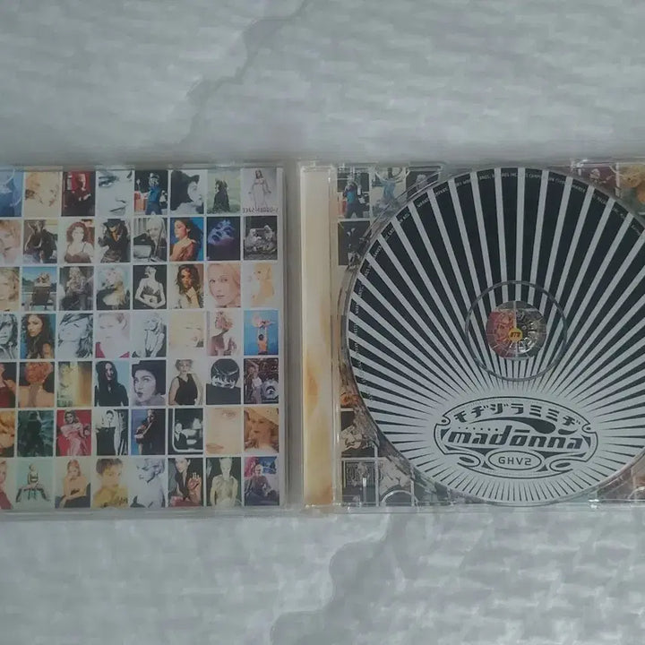 [BUNJANG] Madonna Greatest Hits Volume 2 GHV2 CD / 마돈나 GHV2 Greatest Hits Volume 2