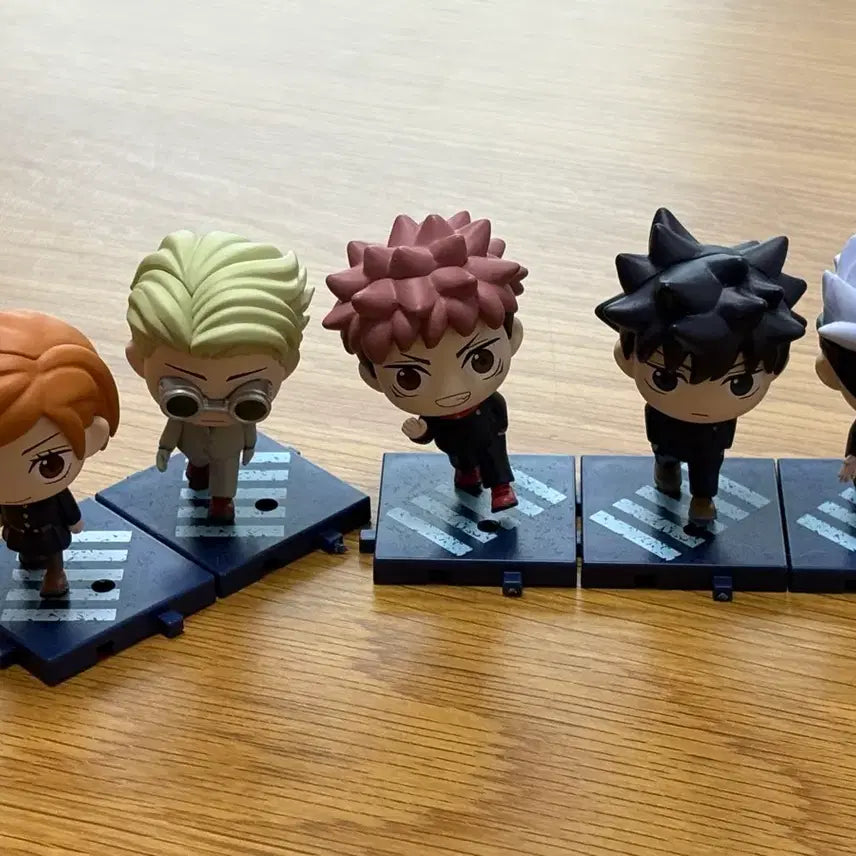 [BUNJANG] Jujutsu Kaisen Walking Step Figures Bundle Set (Unsealed) / 주술회전 워킹스텝 피규어 일괄 (개봉)