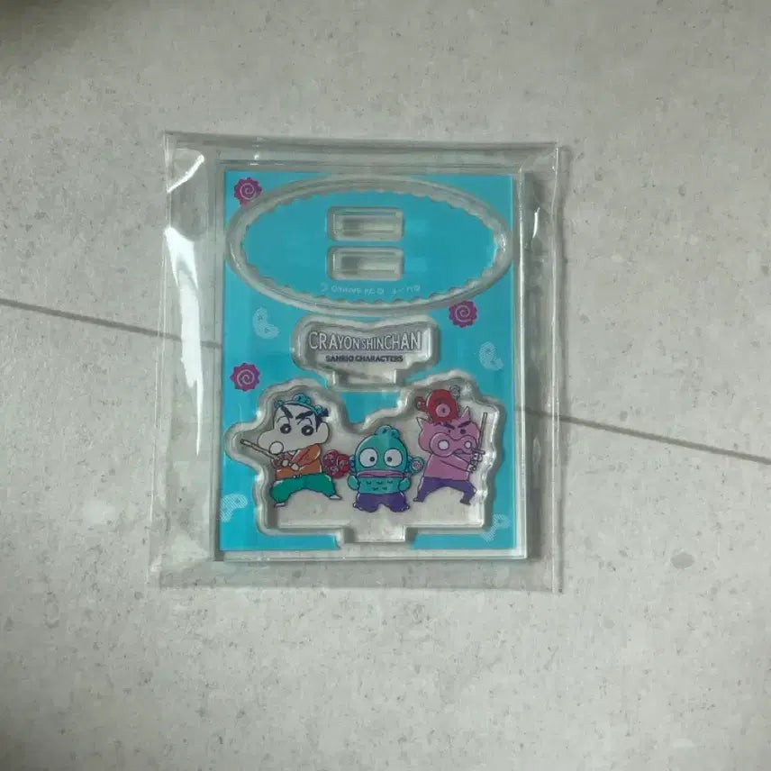[BUNJANG] Crayon Shin-chan x Sanrio Collaboration Acrylic Stand / 짱구 산리오 콜라보 아크릴 스탠드