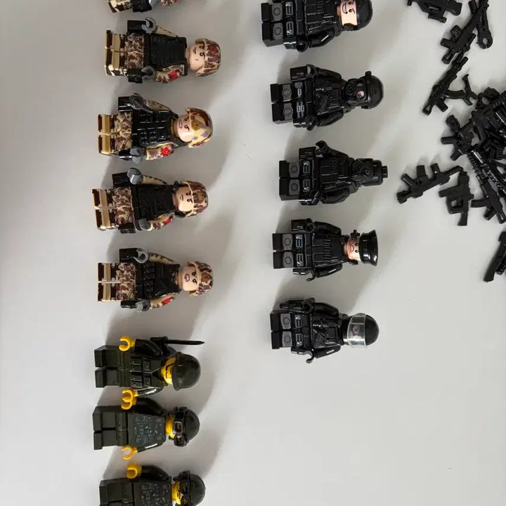 [BUNJANG] LEGO Special Forces Soldier Minifigure and Weapon Set / 레고 군인 특수부대