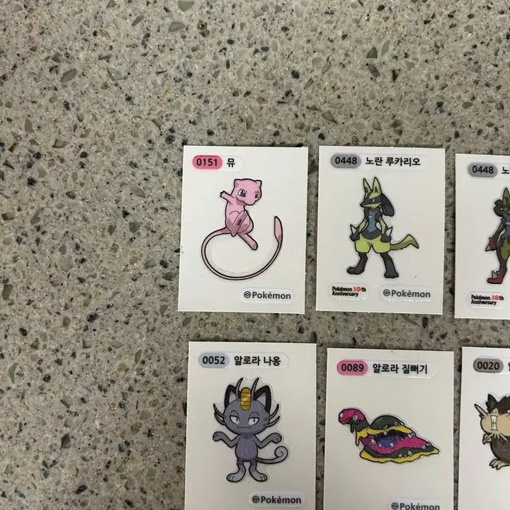 [BUNJANG] Pokemon Stickers &amp; KBO Seals Bundle (29 pcs) / 포켓몬 띠부씰 뮤 포함 kbo 크보씰 총 29장 일괄판매