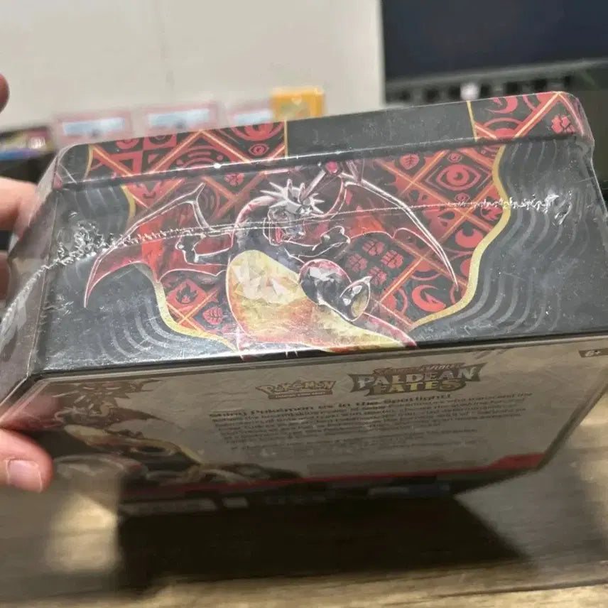 [BUNJANG] Pokemon TCG: North American Paldean Fates Charizard ex Tin / 포켓몬스터 북미판 Paldean Fates 리자몽ex 틴