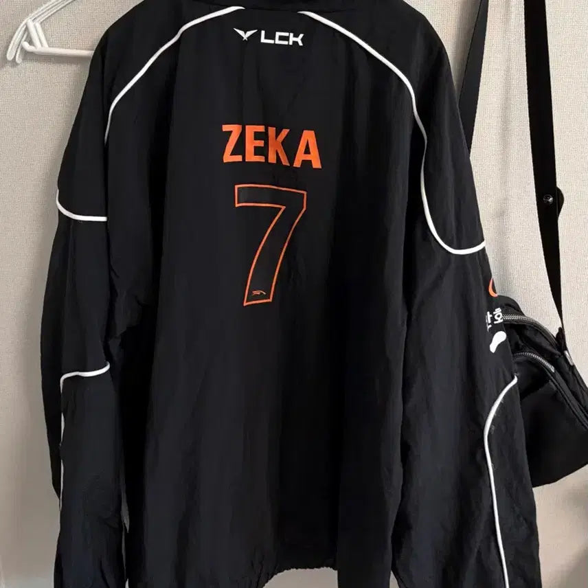 [BUNJANG] HLE 2026 Authentic Jersey Jacket - Zeka Marking / 2026 한화생명 HLE 유니폼 자켓 제카 마킹