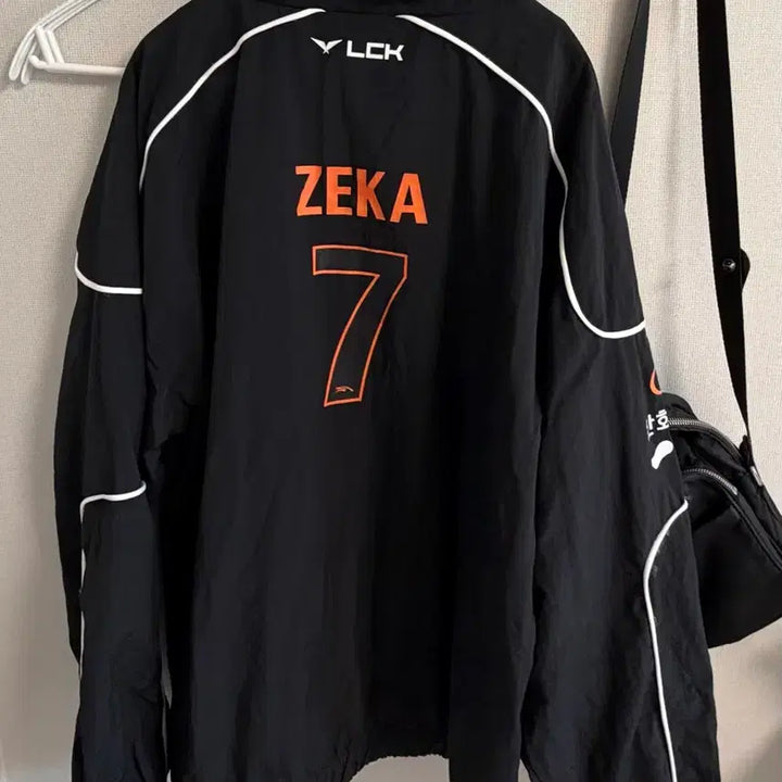 [BUNJANG] HLE 2026 Authentic Jersey Jacket - Zeka Marking / 2026 한화생명 HLE 유니폼 자켓 제카 마킹