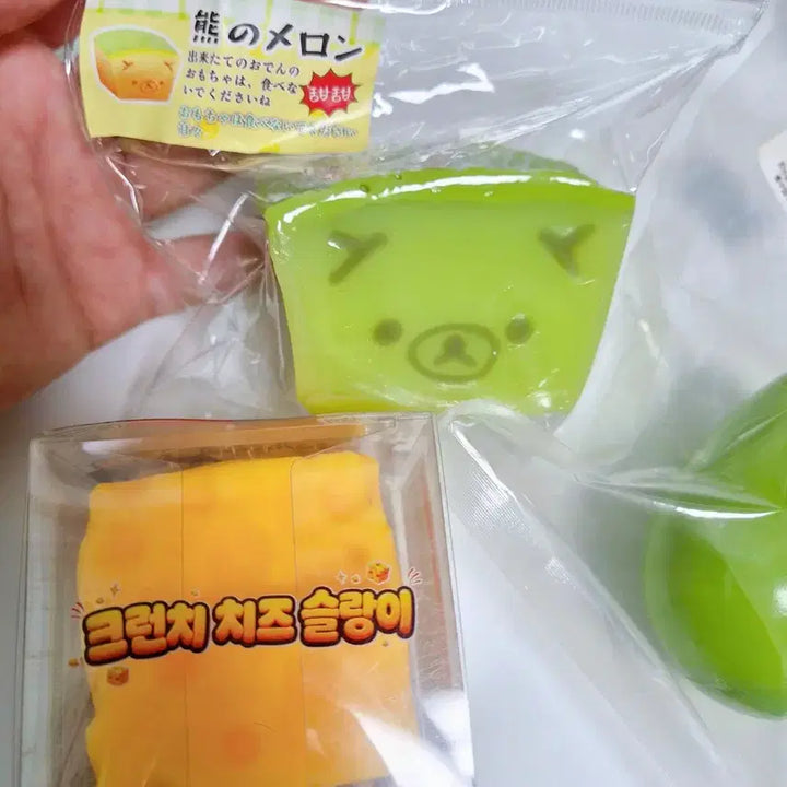 [BUNJANG] Melon Kuma, Mango, Cheese Crunch Squeezable Toys Bundle Set / 멜론 쿠마 말랑이/망고/치즈 크런치슬랑이 양도합니다!