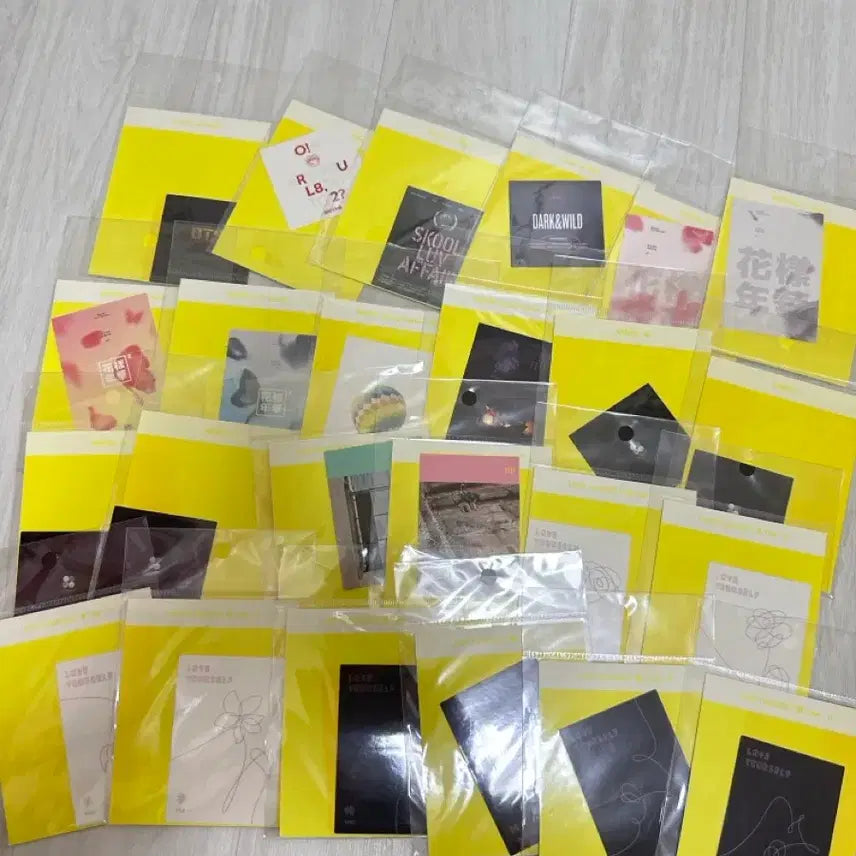 [BUNJANG] BTS Exhibition Album Cover Sticker Bundle Set / 방탄 오늘 전시회 앨범 커버 스티커 일괄