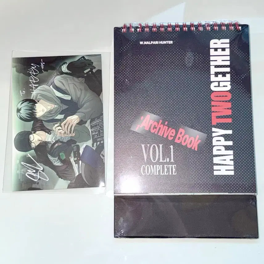 [BUNJANG] Happy Together Archive Book (Unsealed) + Special Edition Postcard / 해피투게더 아카이브북 미개봉 + 특전 엽서
