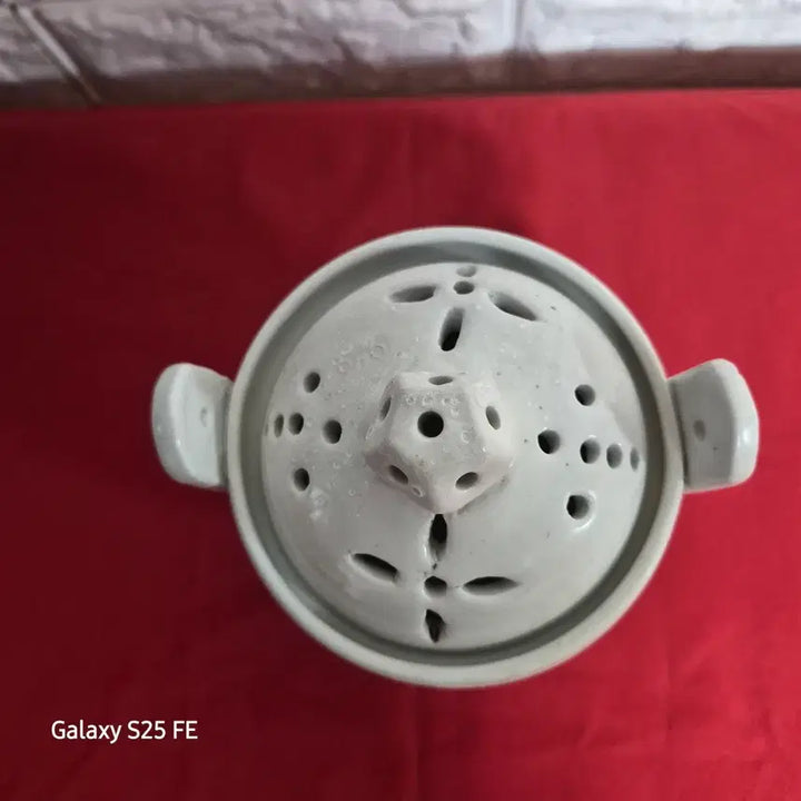 [BUNJANG] Joseon Dynasty Celadon White Porcelain Incense Burner / 분원말기 백자향로