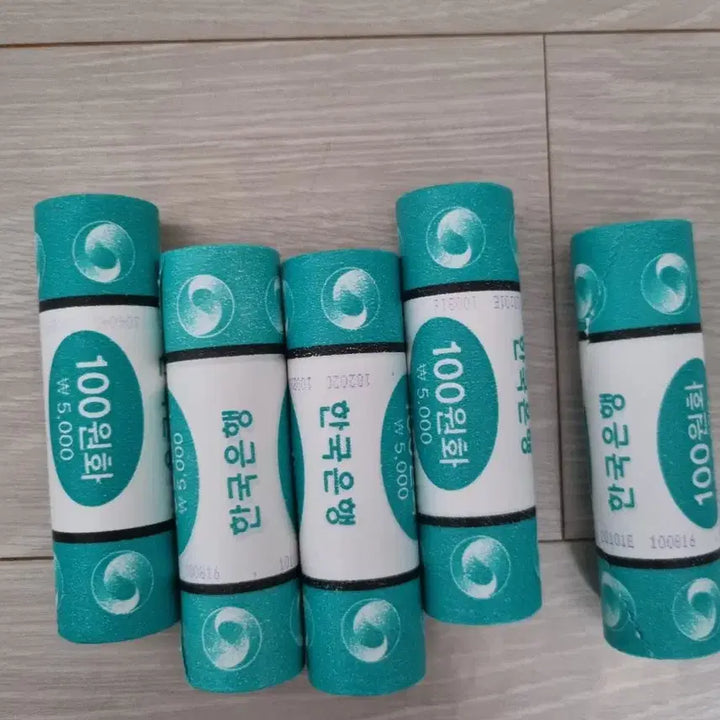 [BUNJANG] 2016 100 KRW Coin Roll (40 Rolls) / 2016년백원동전(주화)
