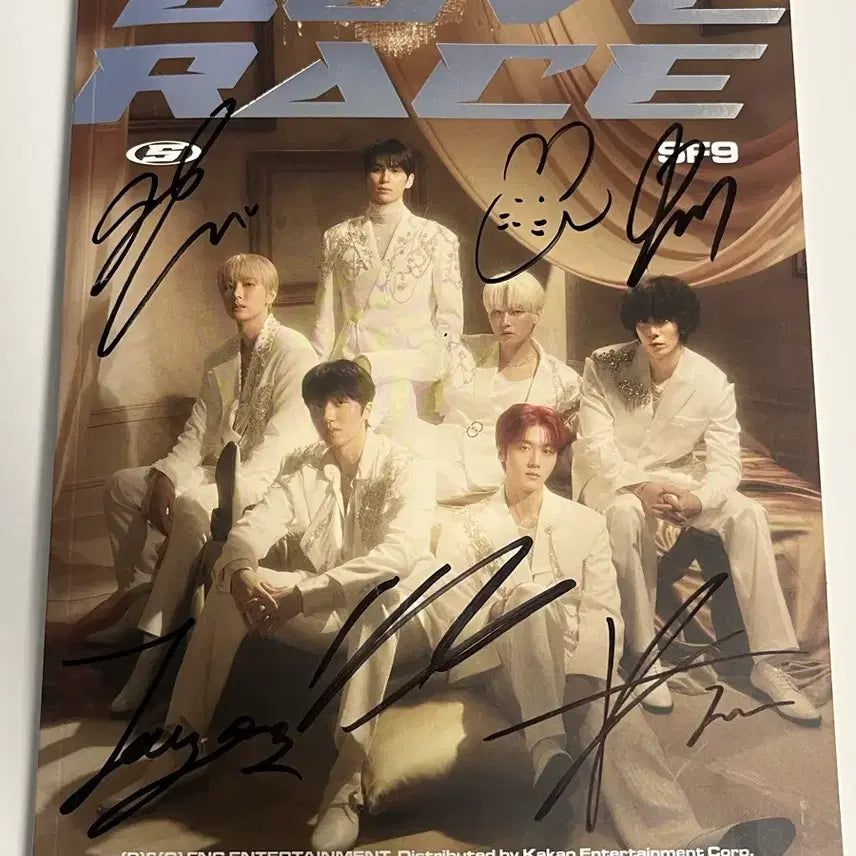 [BUNJANG] SF9 Love Race (Love Ver.) Autographed Album / SF9 전원 친필 사인 앨범 LOVE RACE_LOVE ver.