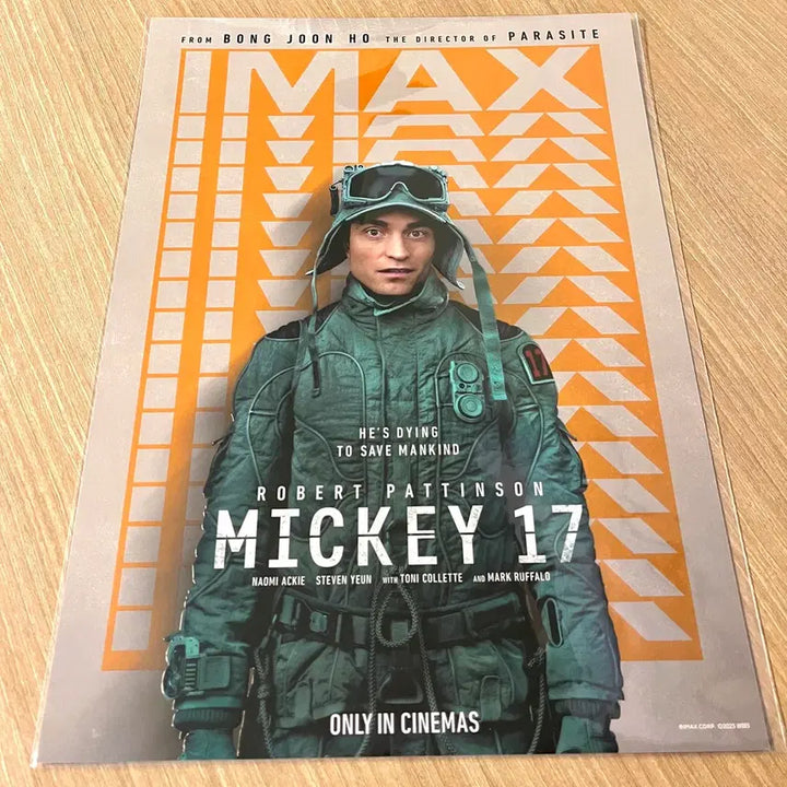 [BUNJANG] Mickey 17 IMAX Poster Sealed / 미키17 아이맥스 포스터 미개봉