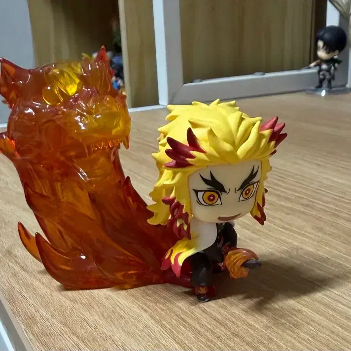 [BUNJANG] FURYU Demon Slayer: Kimetsu no Yaiba Kyojuro Rengoku Hold Figure / 후류 귀멸의칼날 홀드피규어 렌고쿠