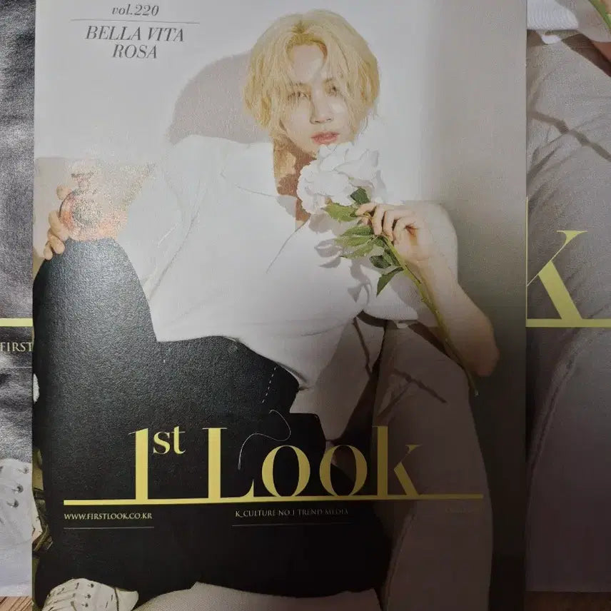 [BUNJANG] SEVENTEEN Jeonghan First Look Magazine &amp; Mini Book / 세븐틴 정한 퍼스트룩 잡지