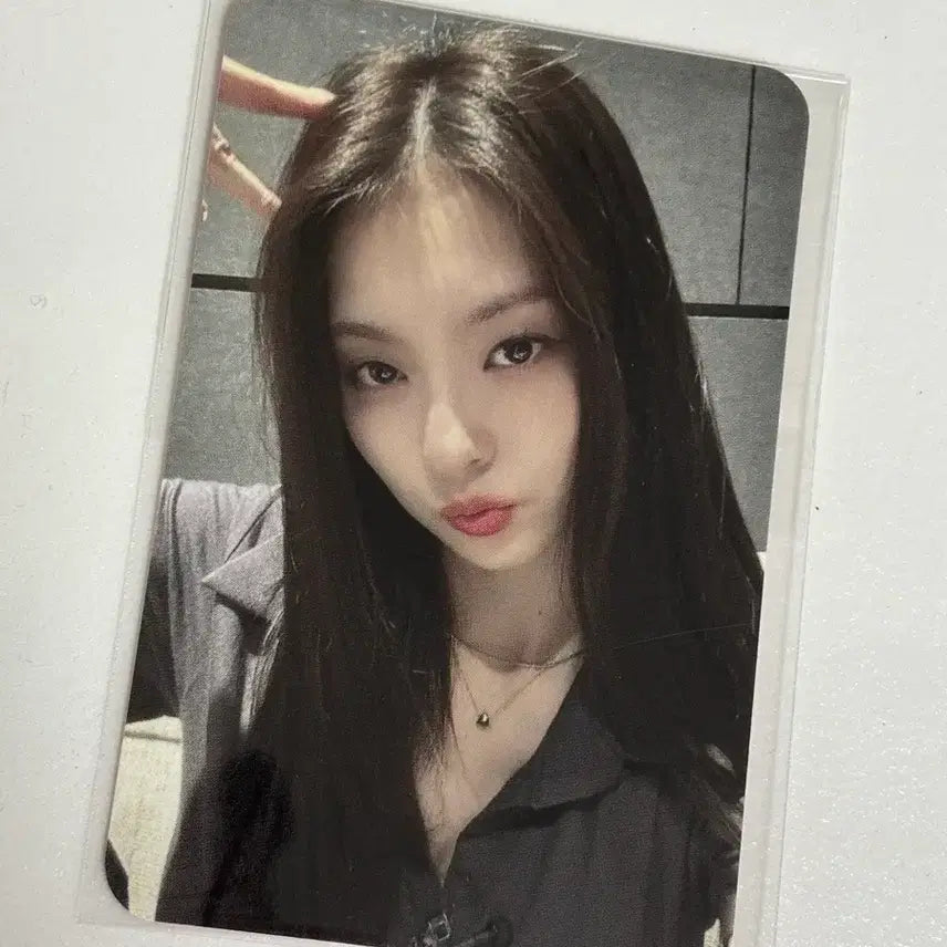 [BUNJANG] fromis_9 Lee Na-gyung mwave Lucky Draw Photocard / 프로미스나인 이나경 엠웨이브 mwave 특전 포토카드 판매 양도
