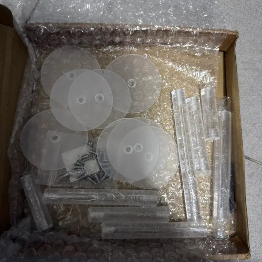 [BUNJANG] 8-Tier Round Acrylic Figure Stand Display (Sealed) / 아크릴 8단 원형 피규어 스탠드 미개봉 판매 합니다.