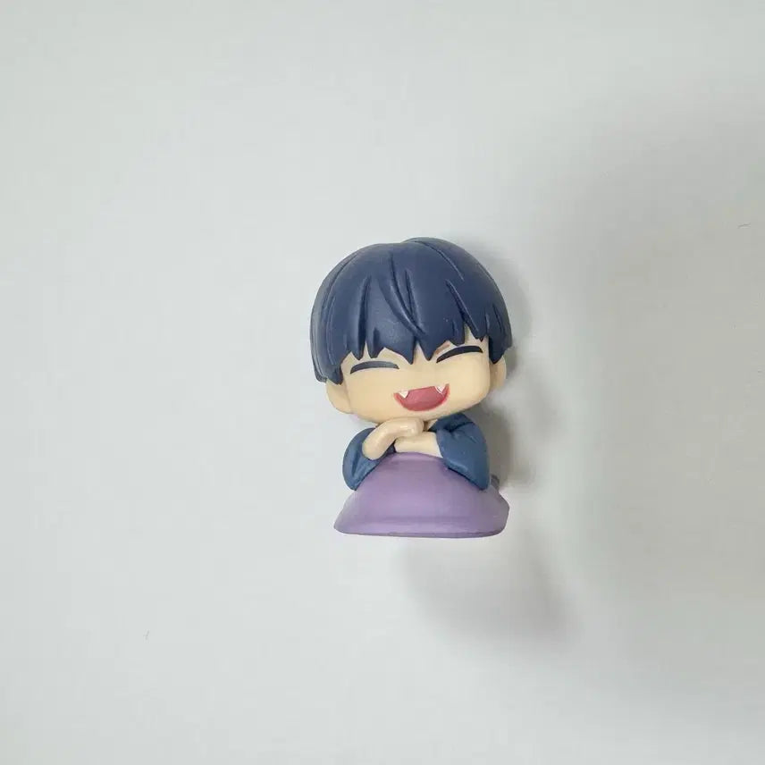 [BUNJANG] Kaiju No. 8 Hoshina O Nemutan Gacha Figure / 괴수8호 호시나 오네무탄 가챠 피규어