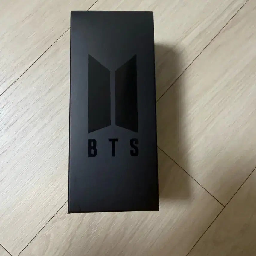 [BUNJANG] BTS Official Light Stick Keyring Ver.4 (Sealed) / BTS 아미밤(VER.4) 키링 미개봉