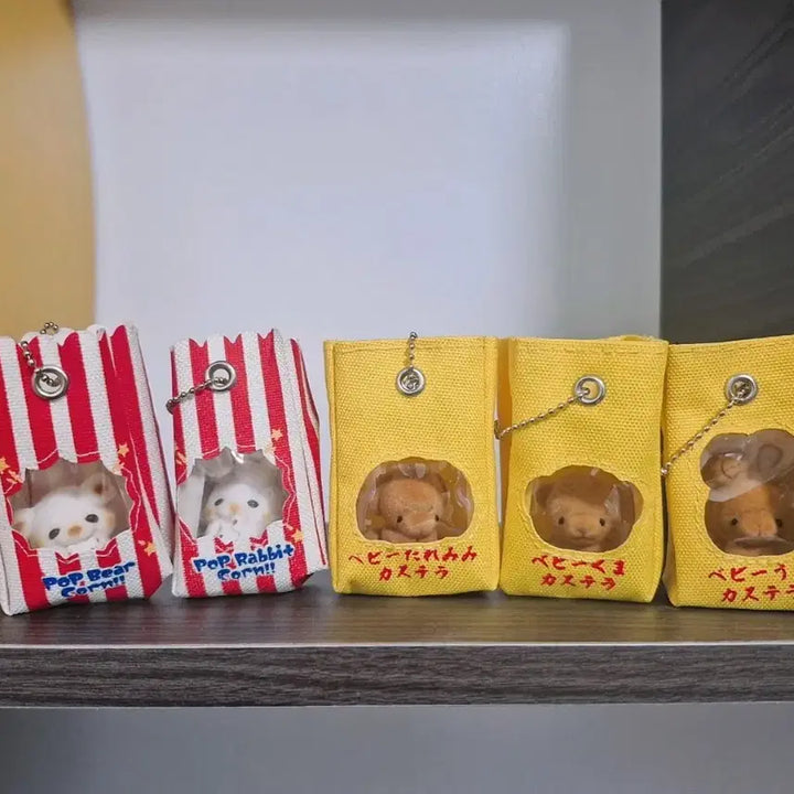 [BUNJANG] Toy Box Resident Mascot Castella/Popcorn Floppy Gacha Set (5 Types, Bundle Set) / 장난감 상자 주민 마스코트 카스테라/팝콘 플로피 가챠 5종(일괄)