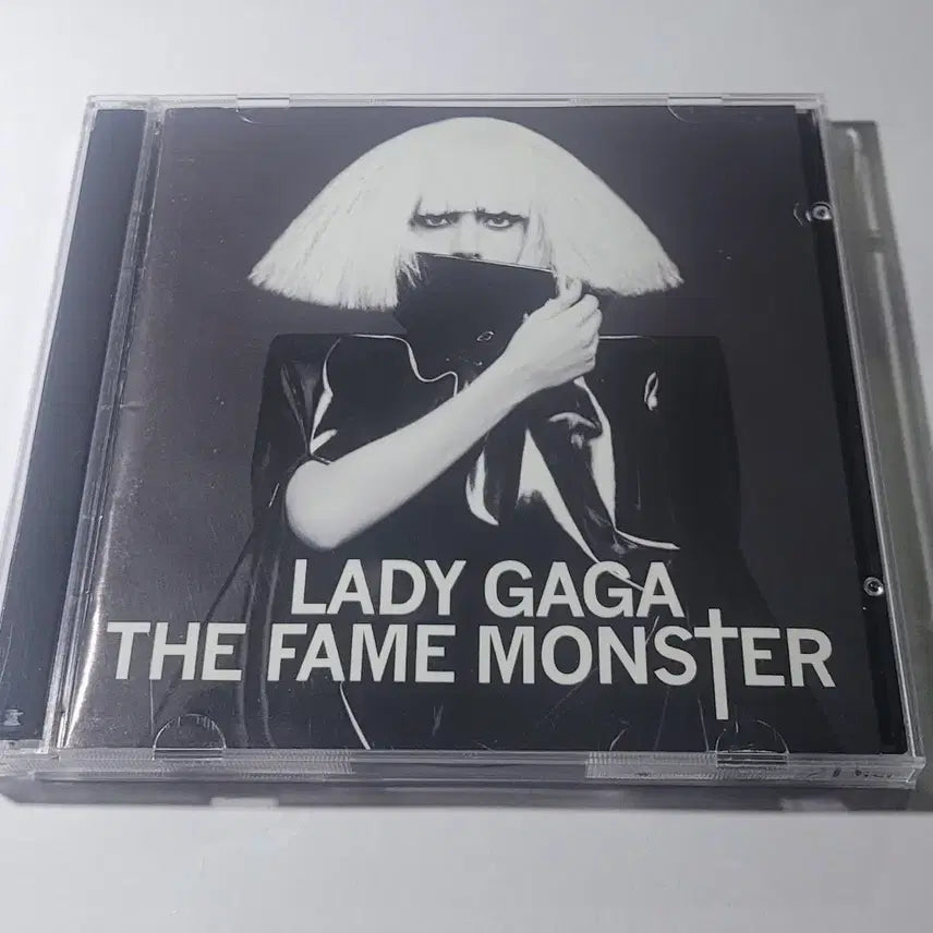 [BUNJANG] Lady Gaga The Fame Monster 2CD Album / [CD] 레이디 가가 Lady Gaga - The Fame Monster