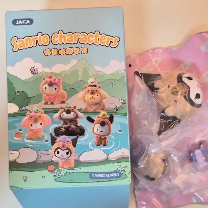[BUNJANG] Sanrio Kuromi Capybara Figure (Sealed) / [미개봉] 산리오 랜덤 피규어 > 쿠로미 카피바라 피규어