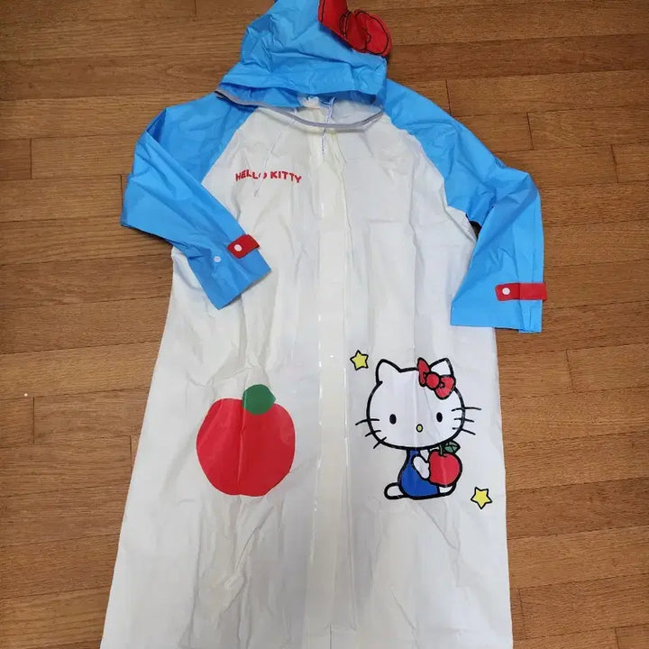 [BUNJANG] Authentic Hello Kitty Raincoat &amp; Bag Set / 정품 헬로키티 우비가방세트 새상품