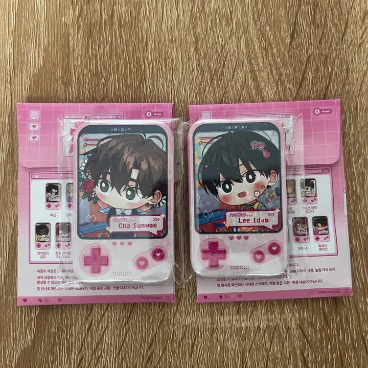 [BUNJANG] Mister Blue Pop-up Shop "Newlywed Special Application" Chanwoo Lee &amp; Idam Lee Bundle Set Can Badges / (양도)미블컴퍼니 신혼부부특별전형 신특 캔뱃지 일괄