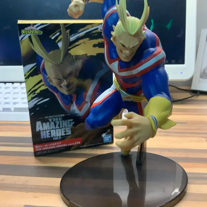 [BUNJANG] My Hero Academia Amazing Heroes All Might Figure (Unsealed, Box Included) / 개봉, 박스O) 나히아 어메이징 히어로즈 올마이트 피규어