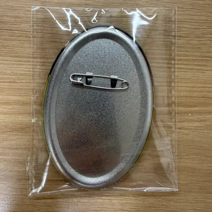 [BUNJANG] SEVENTEEN THE 8 Official Can Badge + Official Ticket / (미개봉)입청운 공식 캔뱃지 + 공식 티켓 덤 후명호 노욱효