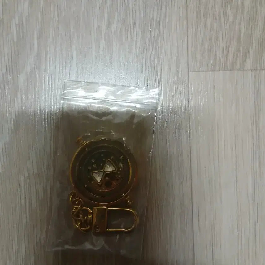 [BUNJANG] OST Time Turner Keychain / 오에스티 타임터너 열쇠고리 팝니다.(가격내림)