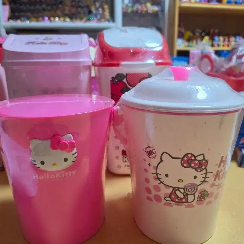 [BUNJANG] Vintage Hello Kitty Trash Can / Storage Container / 고전 헬로키티