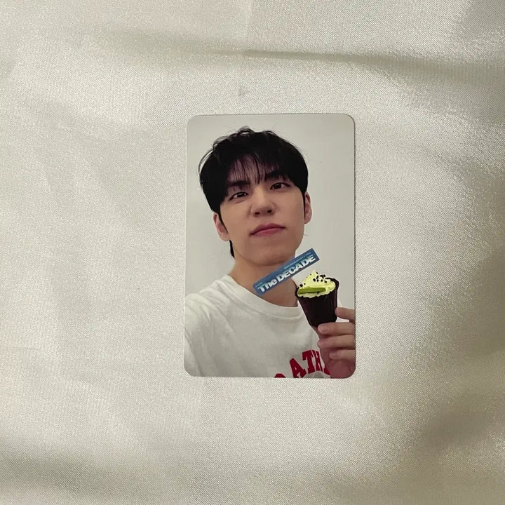 [BUNJANG] Day6 The Decade Concert Merchandise Wonpil Photocard Cupcake Version / 데이식스 더데케이드 막콘 입장 기프트 포카 원필 컵케이크