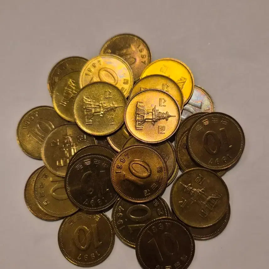 [BUNJANG] 1997 10 Won Coin Bundle Set (30 pieces) / 1997년 10원 동전  30개 일괄