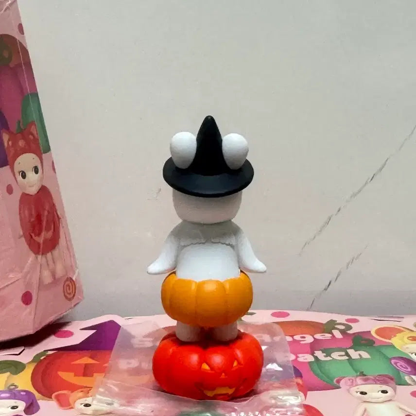 [BUNJANG] Sonny Angel Pumpkin Patch Secret Witch Robby Angel / 소니엔젤 펌킨패치 시크릿