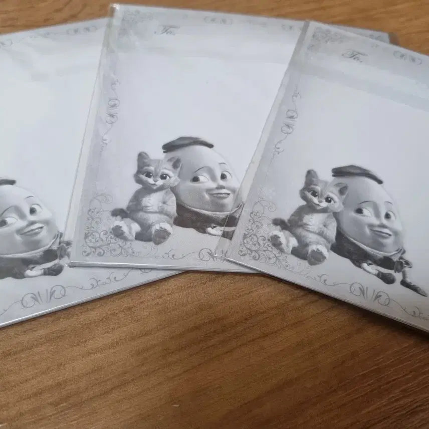 [BUNJANG] Puss in Boots Postcard Set (5 Types, Sealed) / 장화신은고양이 엽서 5종 미개봉 새제품