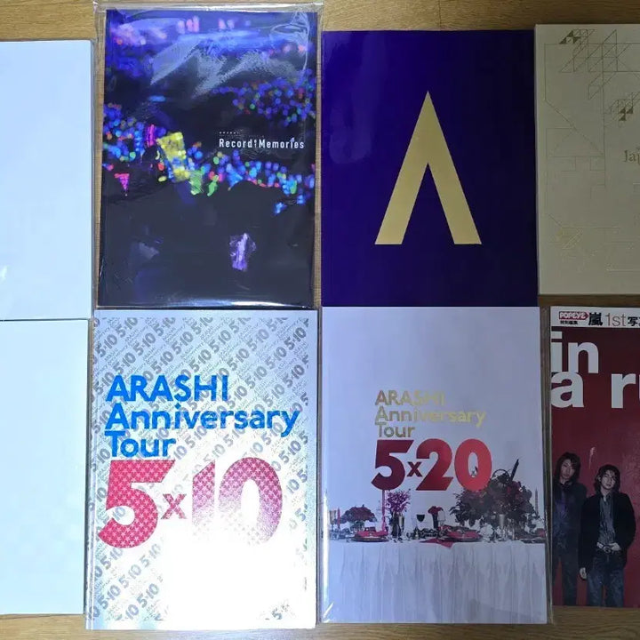 [BUNJANG] Arashi Concert Pamphlet Photobook Bundle Set (8 Volumes) / 아라시 콘서트 팜플렛 사진집 8권 일괄 판매