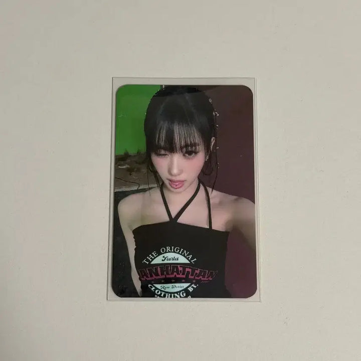 [BUNJANG] IZNA Mamma Mia 1st Week Studio Photocard Coco / 이즈나 맘마미아 1주차 공방 포카 코코