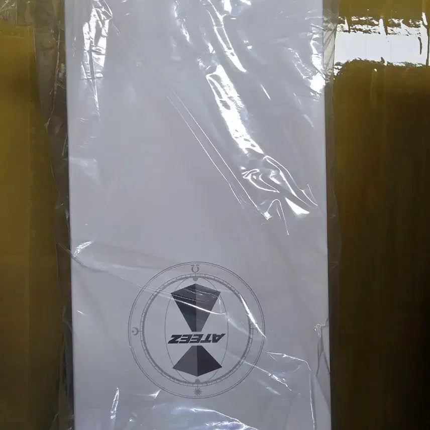 [BUNJANG] Ateez Lightiny Ver.3 Light Stick (Sealed) / [미개봉]에이티즈 응원봉 ver3 Ateez light stick