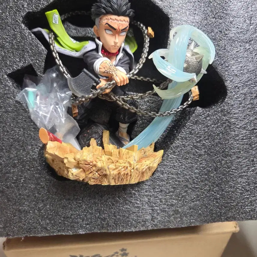 [BUNJANG] Demon Slayer Gyomei Himejima Official Figure (New) / 귀멸의 칼날 G5 교메이 정품 새상품