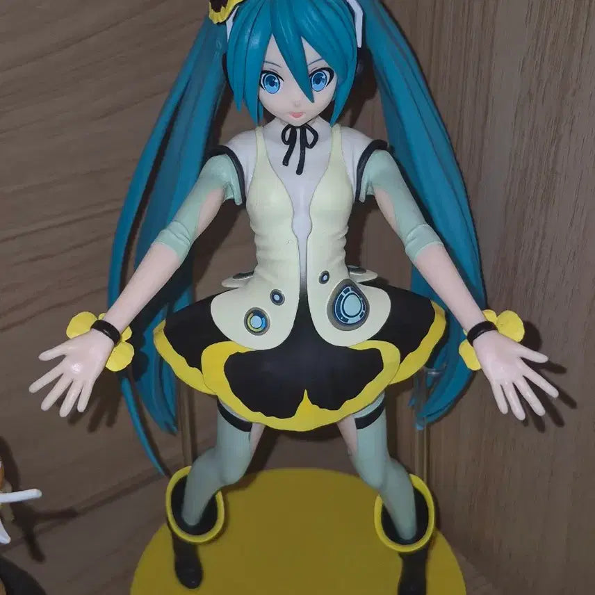 [BUNJANG] FDIBA Fanzi Vocaloid Hatsune Miku Classic Figure / 프디바 팬지 하츠네미쿠 고전 미소녀 피규어 보컬로이드