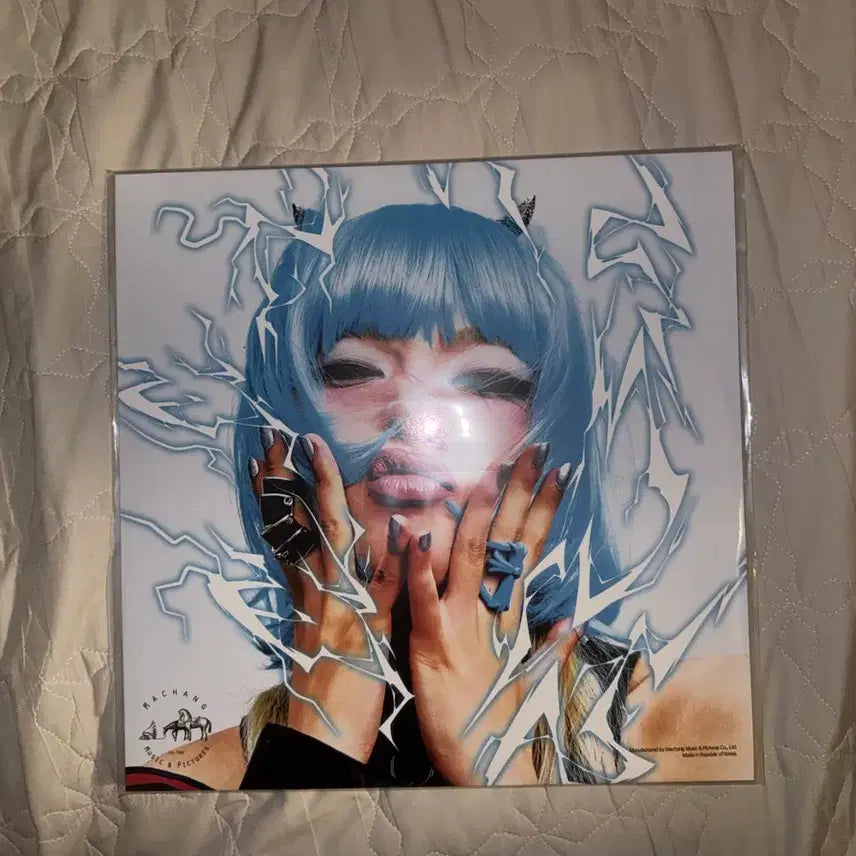 [BUNJANG] YongYong Limited Edition LP (Sealed) / 용용 한정 LP 미개봉