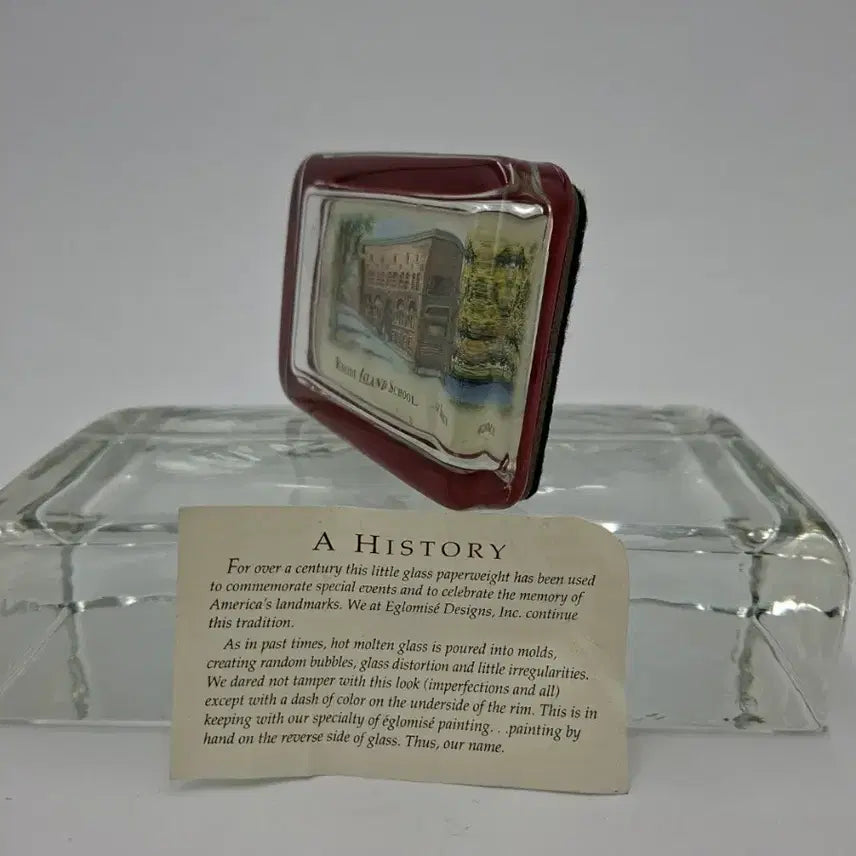 [BUNJANG] Eglomisé Designs RISD Glass Paperweight / 미국 빈티지 소품 에글로미제 디자인스 RISD 글라스 문진
